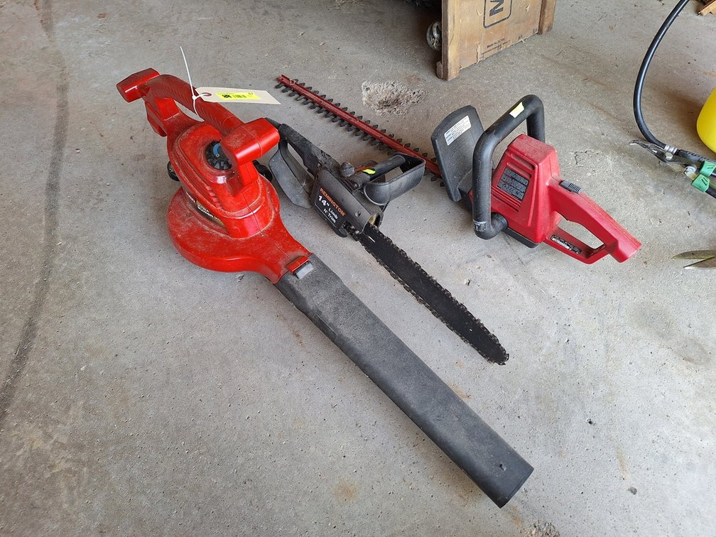 Assorted Corded Lawn Tools