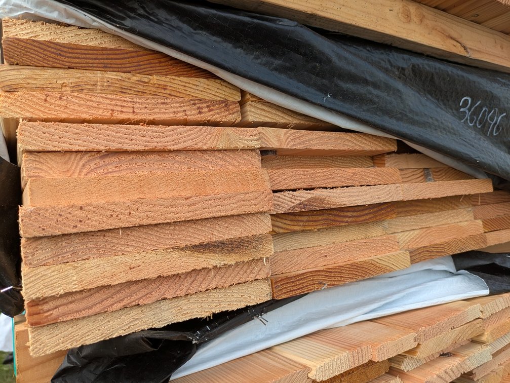Douglas Fir 1"x8" Outs, S4S EE KD, 77 Pieces, 3' to 5' Lengths, 299 Linear Feet