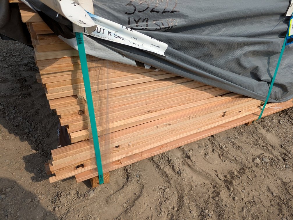 Douglas Fir 1"x2" Outs, S4S EE KD, 928 Pieces, 3' to 5' Lengths, 3548 Linear Feet