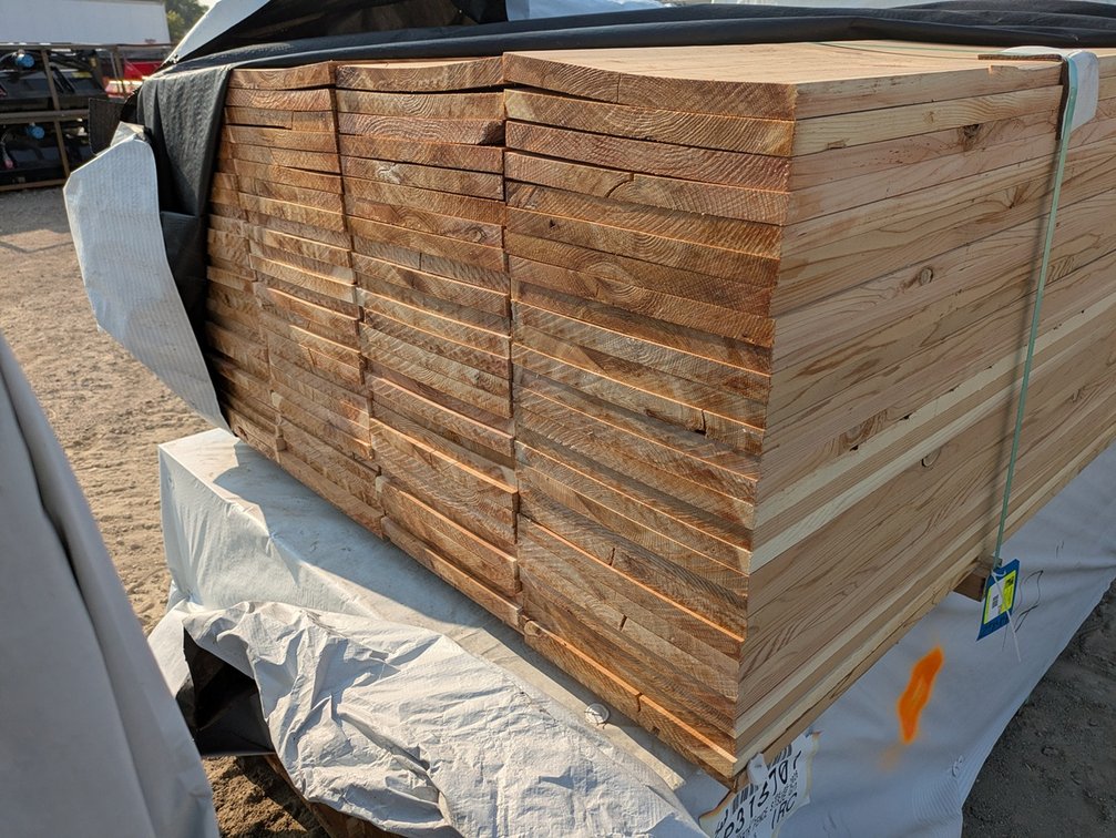 Cedar 7/8"x12"x6' Fence, 4&Btr S1S2E Grn, 112 Pieces, 672 Linear Feet