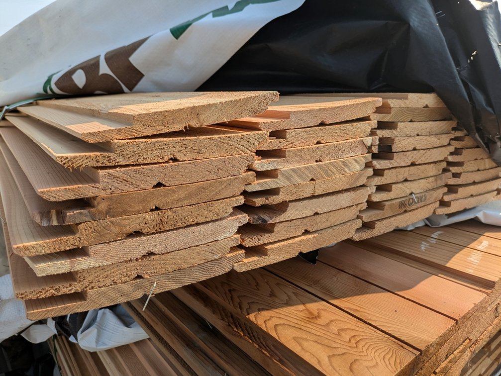 Western Red Cedar 1"x8" Utility Channel Bandsawn KD R/L, 52 Pieces, 16' Lengths, 832 Linear Feet, 442 Sq. Ft.