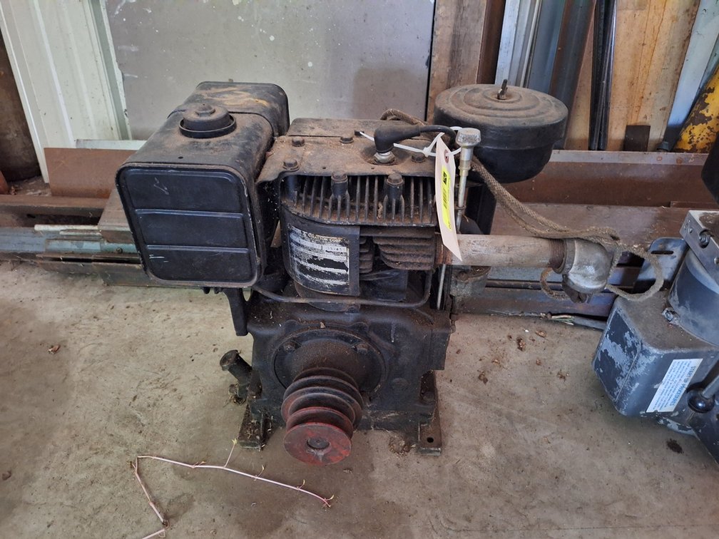 Briggs & Stratton Gas Engine with Pump, 5 HP, Serial 359051