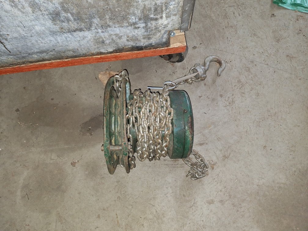 Yale Heavy Duty Spur Geared Block and Chain