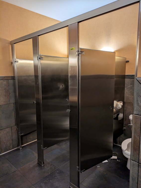 SS Bathroom Stall Assembly, 3-Doors/Stalls,90"x82"