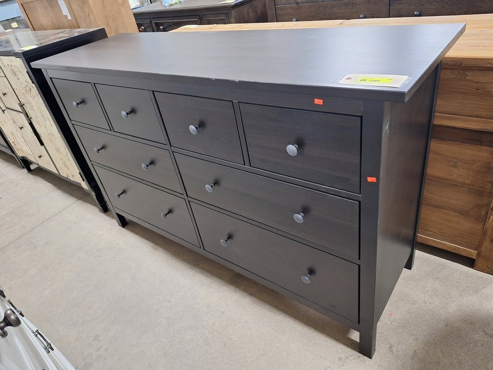 Ikea Hemnes 8 Drawer Dresser, 63"x19"x38"