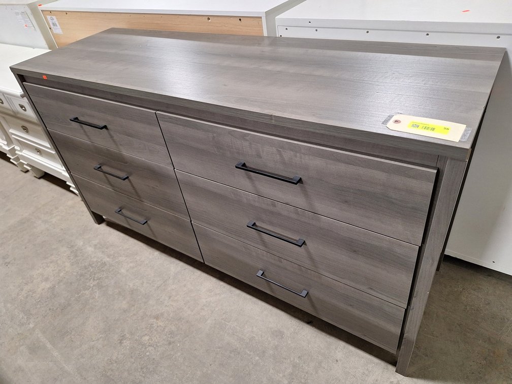 South Shore 6 Drawer Dresser, 59"x19"x31"