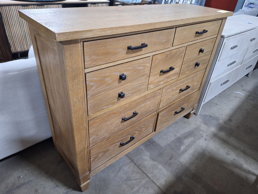 Legacy Classic 9 Drawer Dresser, 58"x18"x44"