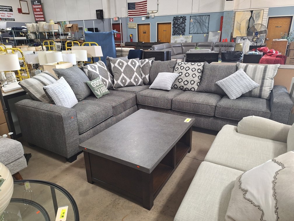 Carole Court Fabric 2 Pc. Sectional
