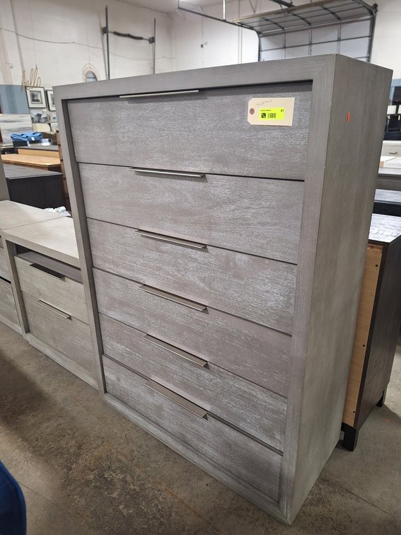 Modus Furniture 6 Drawer Dresser 40"x18"x56" and 2 Drawer Night Stand 32"x16"x29"