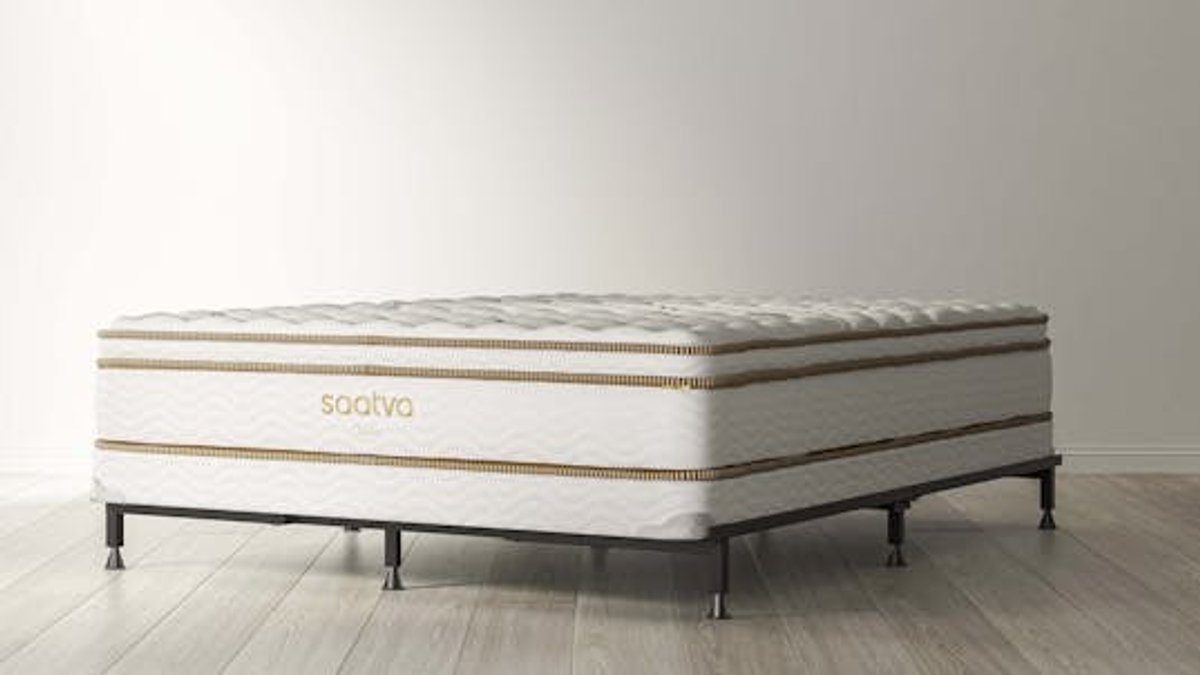 Saatva Classic 11.5in Luxury Firm Hybrid King Mattress Online Retail: $2599