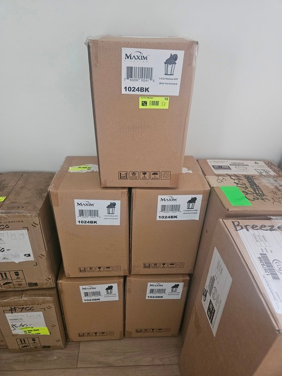 5 Maxim Light Fixtures, #1024BK