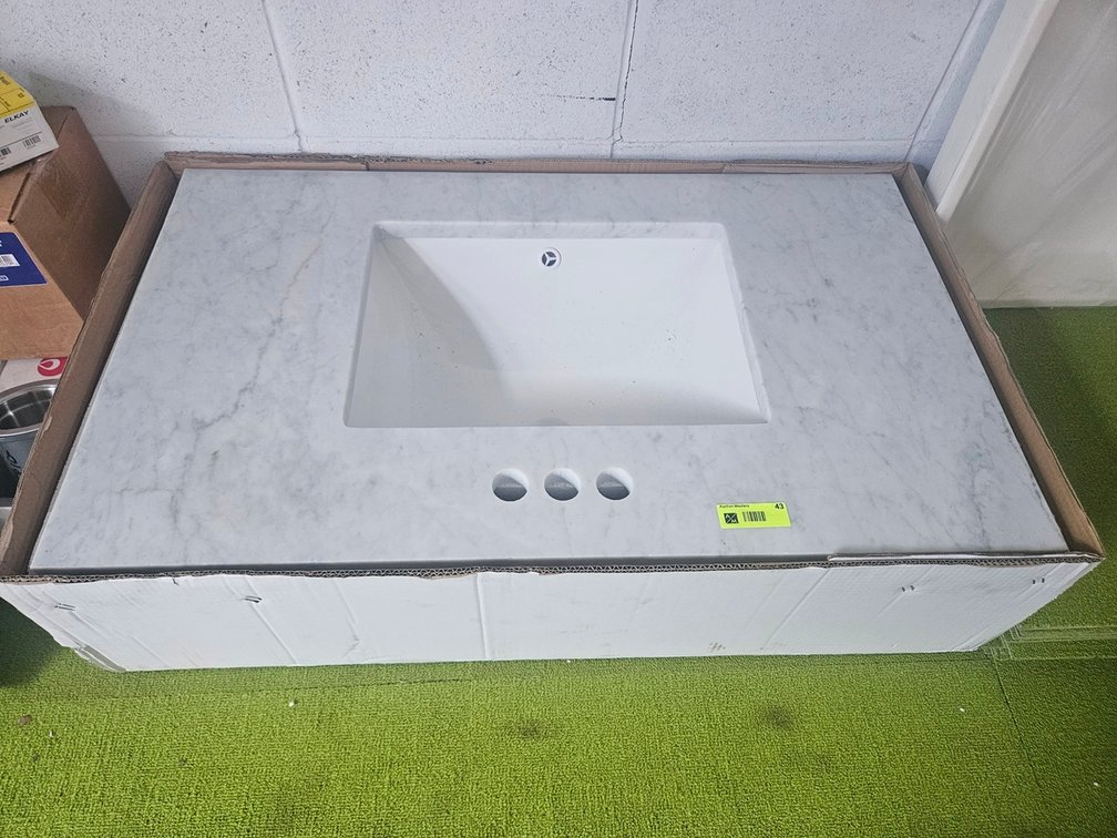 Vanity Sink Top, 37"x22"