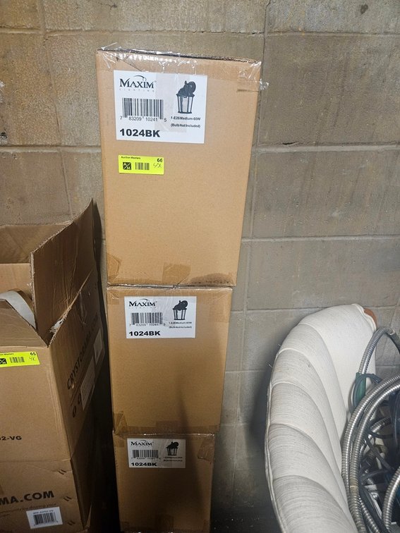 4 Maxim Wall Light Fixtures, #1024BK