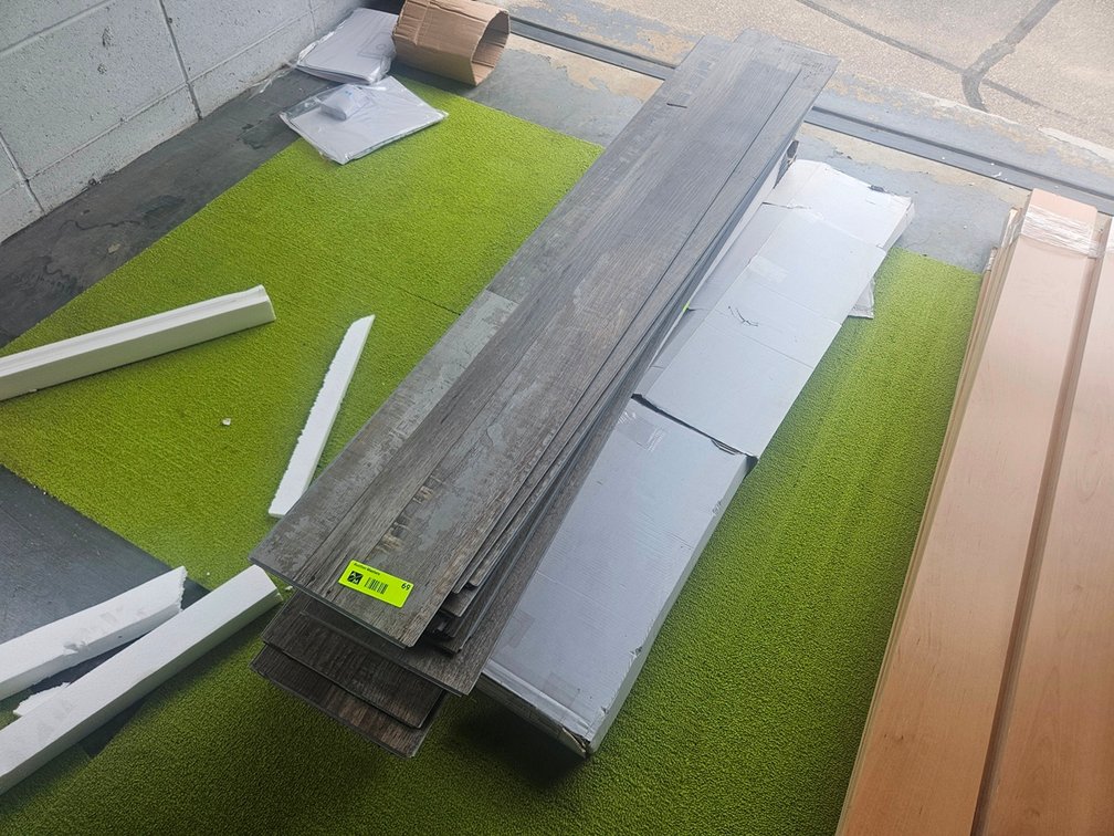 5 Boxes Plus SPC Flooring, 12 - 48"x7.5" Per Box