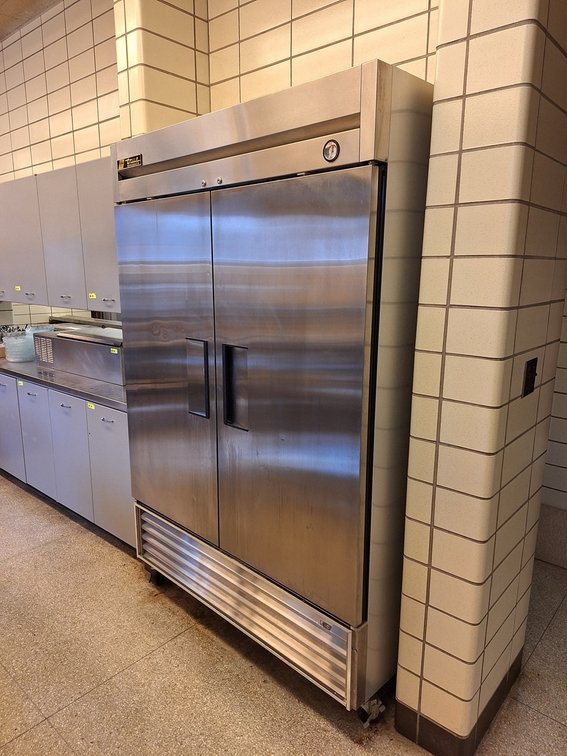 True SS Pass-Thru 4-Door Refrigerator on Wheels, Model: T-49PT, 115V, 54"x30"x84"