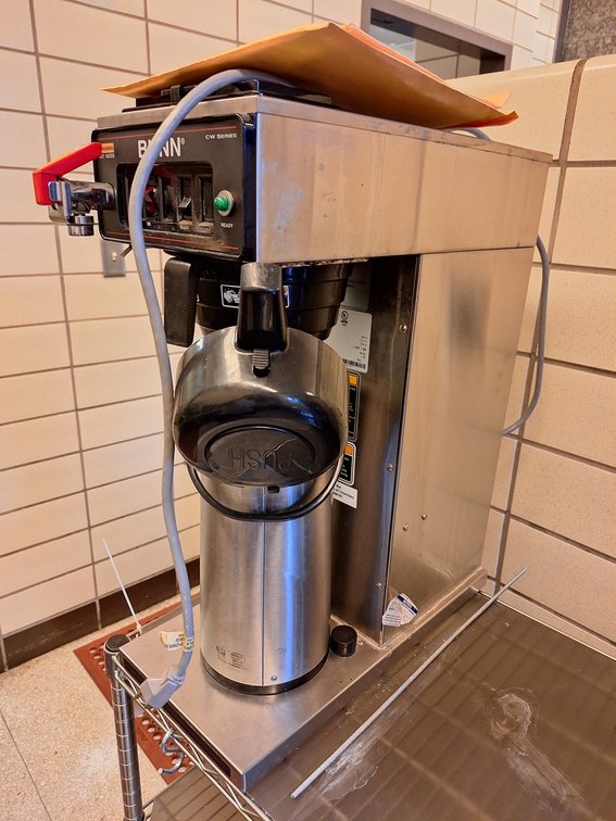Bunn CW Series Coffee Maker with Carafe, Model: CWTE APS/DV/PF