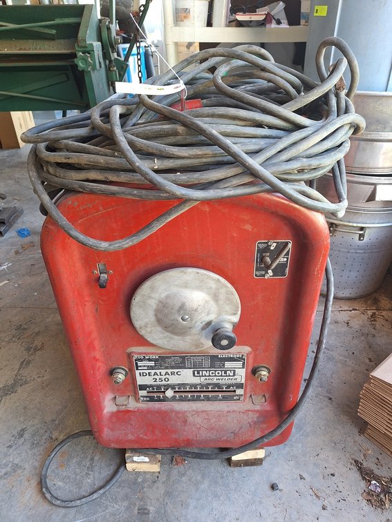 Lincoln Idealarc 250 Arc Welder, 1PH, 220V