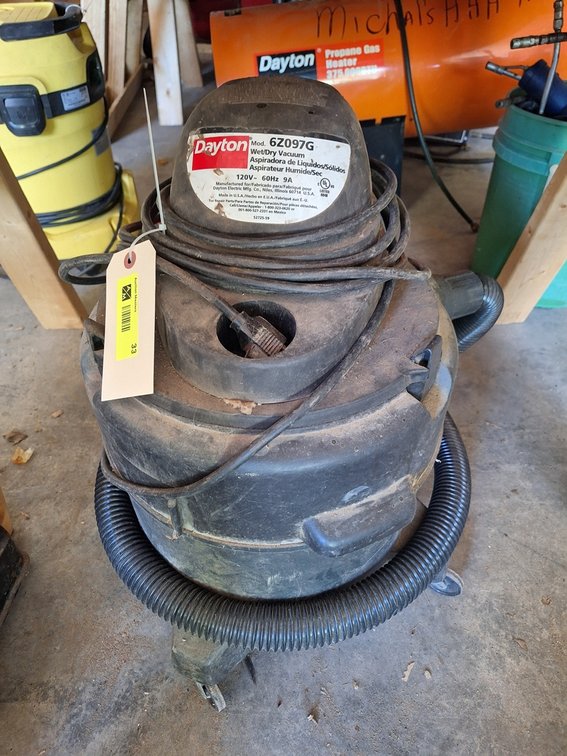 Dayton 6Z097G Shop Vac on Wheels with Hose