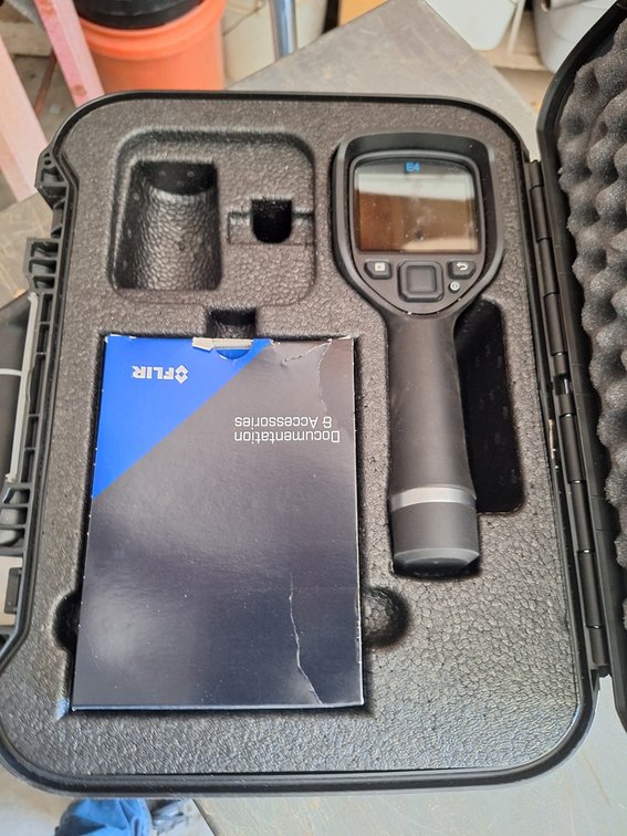 FLIR E4 Compact Thermal Imaging Camera