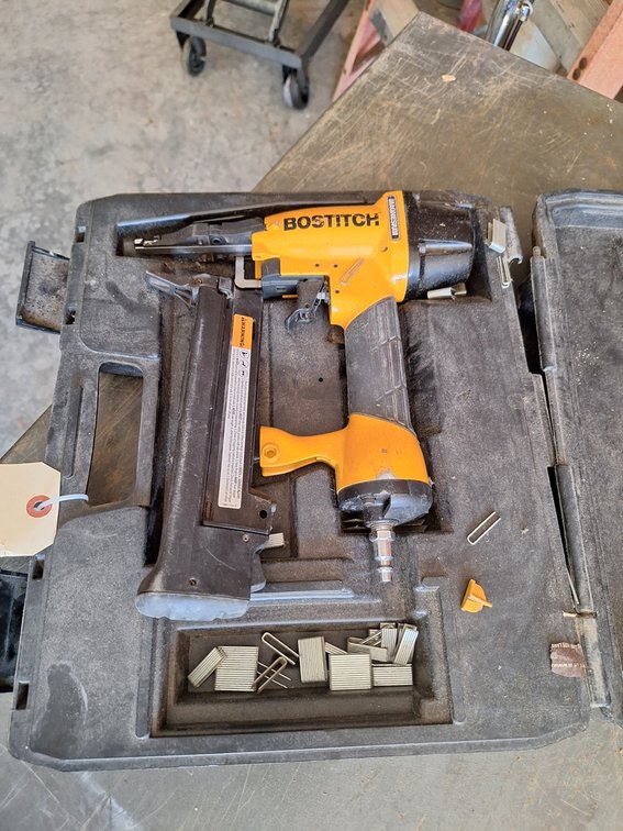 Bostitch Air Stapler