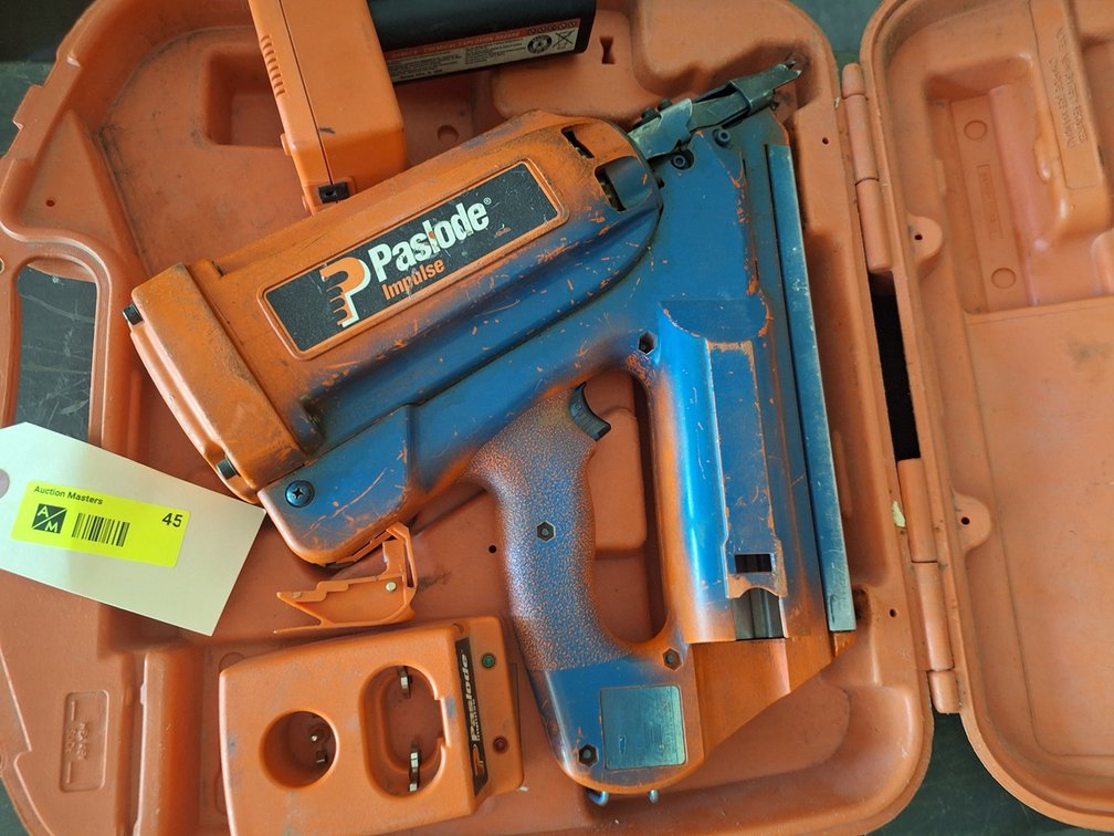 Paslode Impulse Cordless Framing Nailer, Model MCT, Part #: 900420
