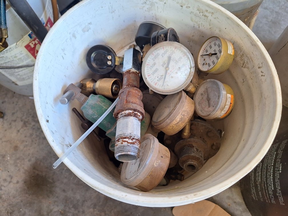 Assorted Gauges