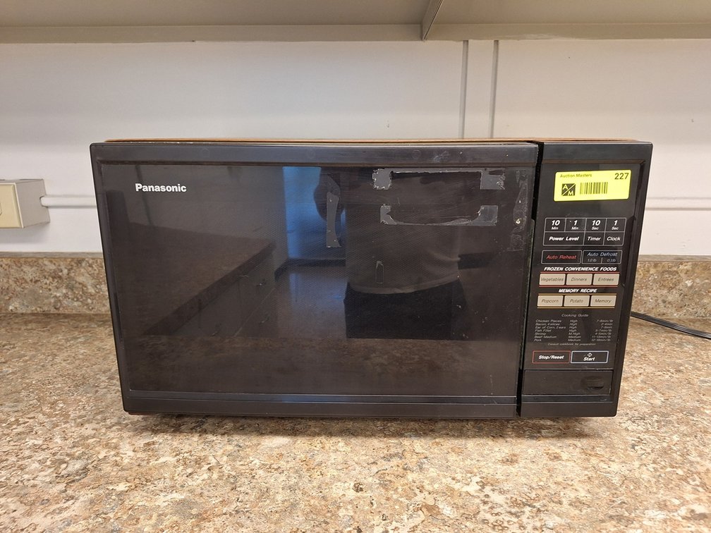 Panasonic Microwave with Woodgrain!