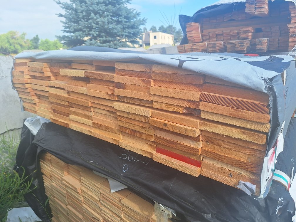 Douglas Fir 1"x6" Outs S4SEE KD, 3' to 5' Lengths, 439 Linear Feet