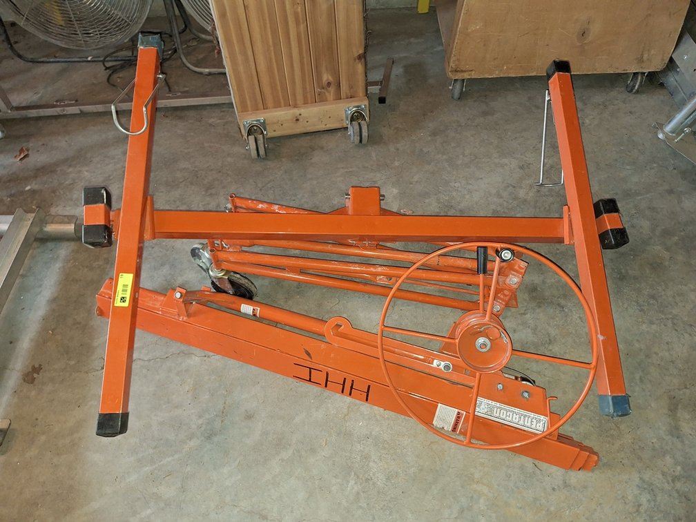 Panel Lift on Wheels