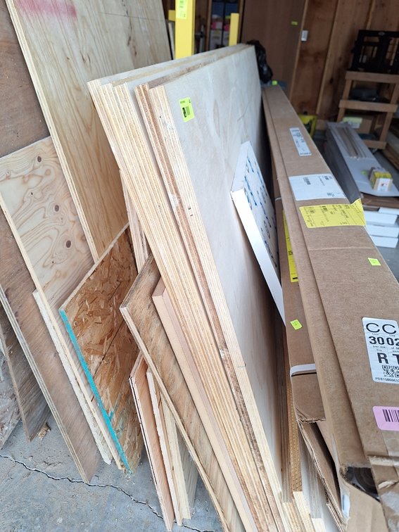 5 Wood Sheets, 4'x8'