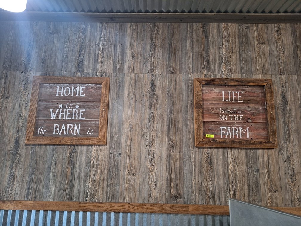 2 Wood Wall Decor, 28"x25"