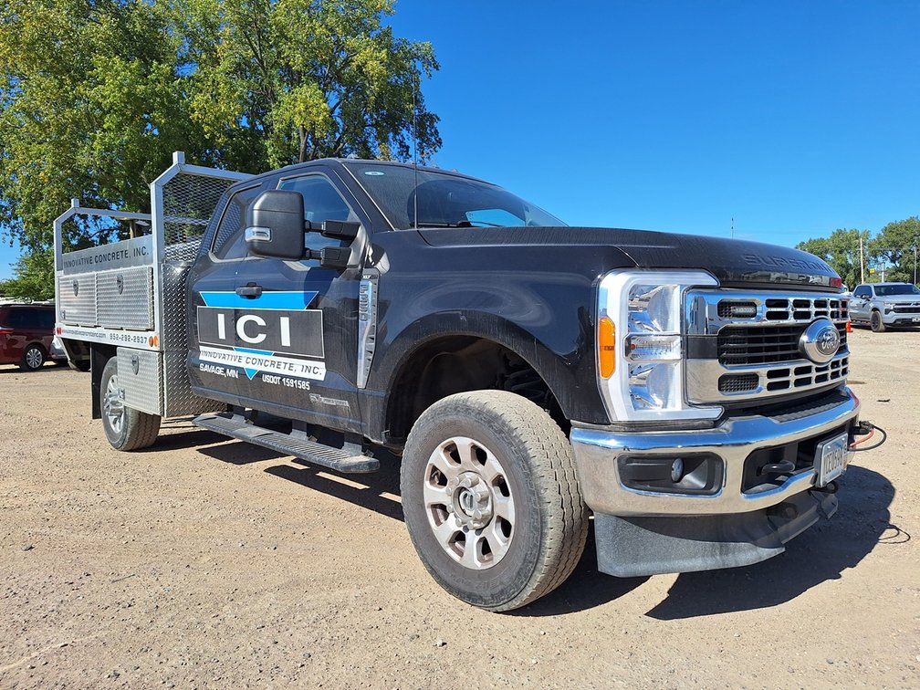 2023 Ford F350 XLT Super Duty