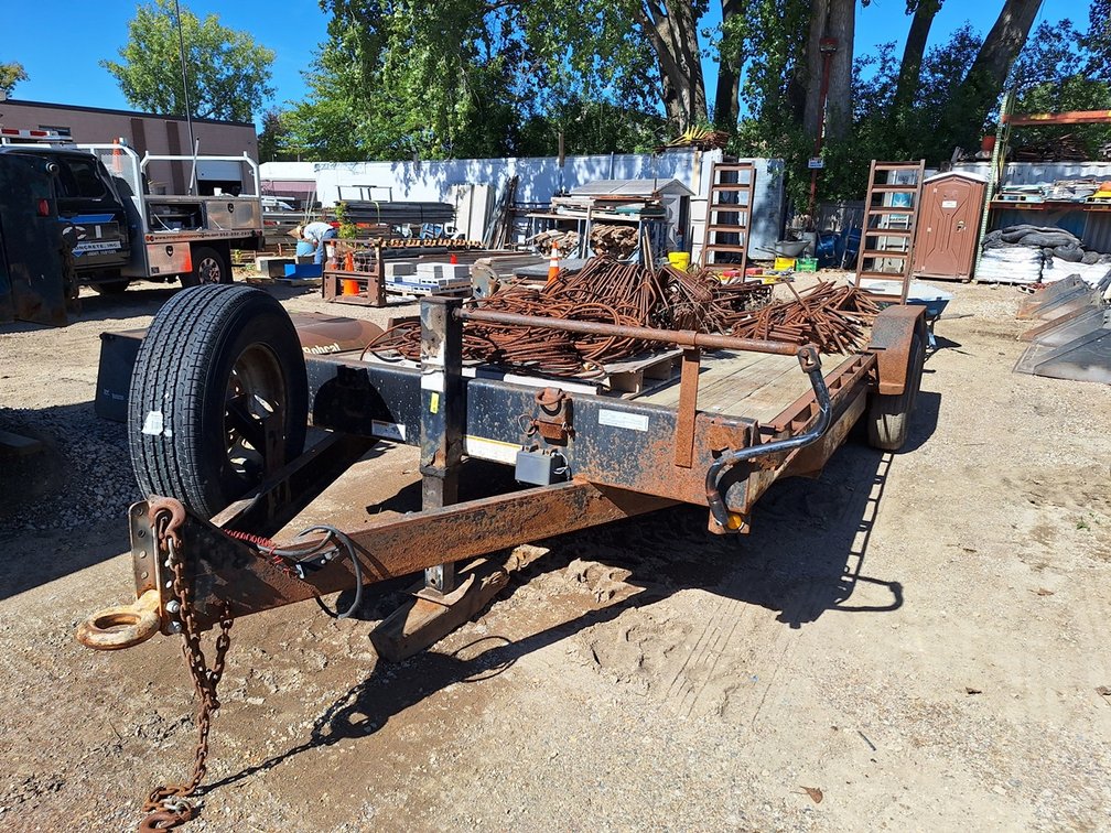 2015 Road Warrior 7.5 Ton Tandem Axle Equipment Trailer