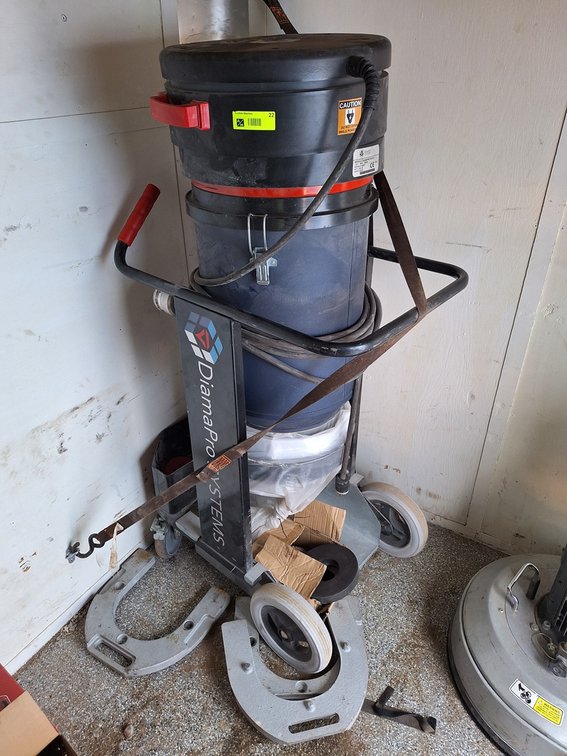 Diama Pro Systems Dust Vac on Wheels, Model SVX2-A, Serial 19293, 110V, Hose and Accessories