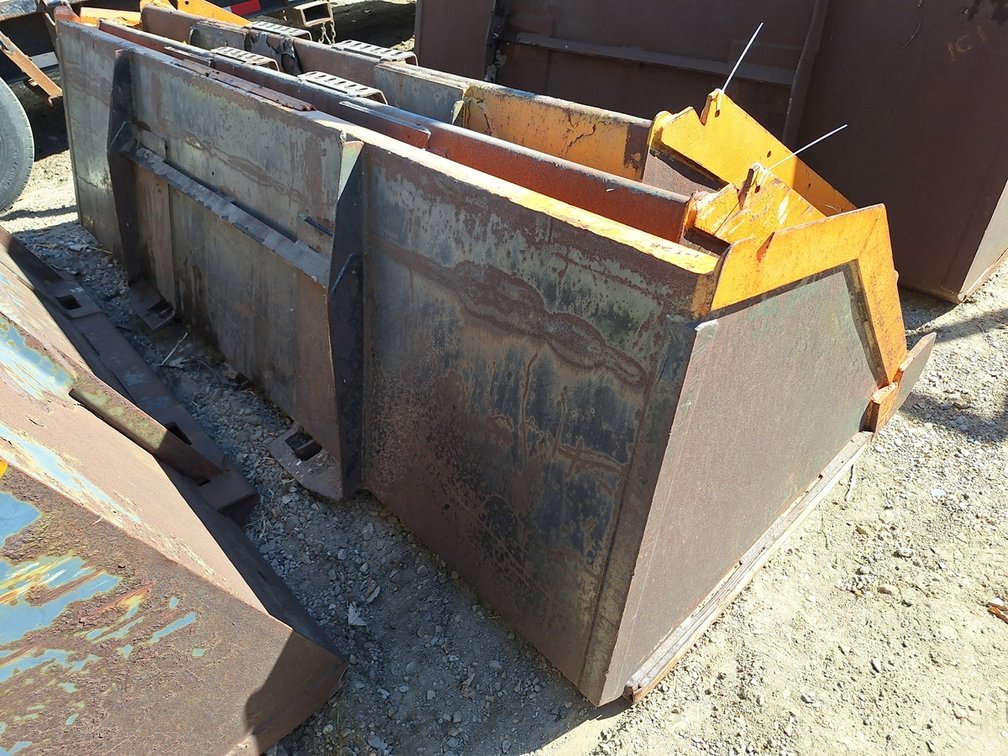 Skid 96" Bucket