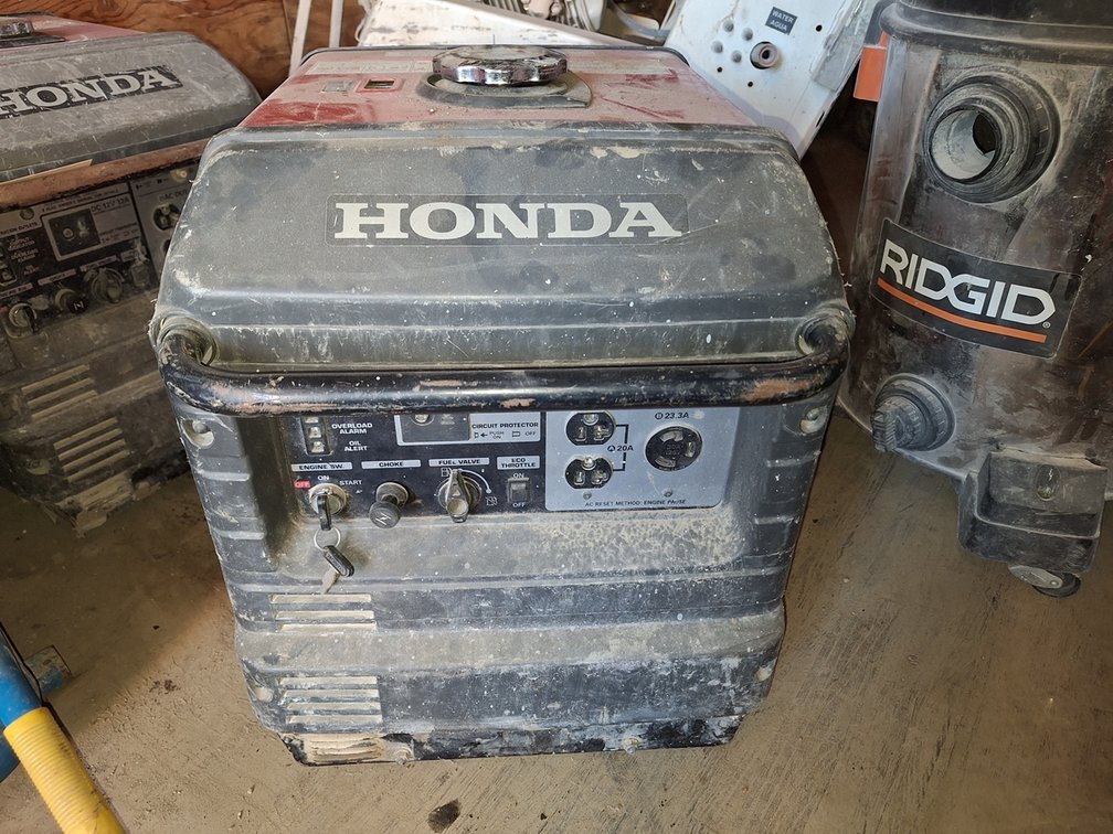 Honda Inverter EU 3000 IS Generator, Gas