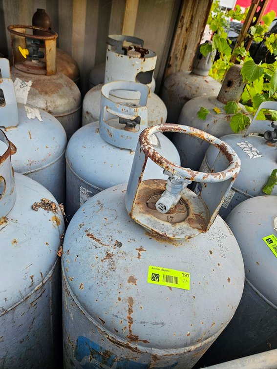 4 Propane Tanks, 48" Tall