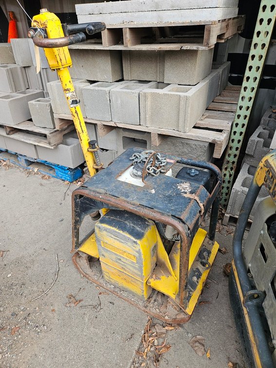Gas Plate Compactor