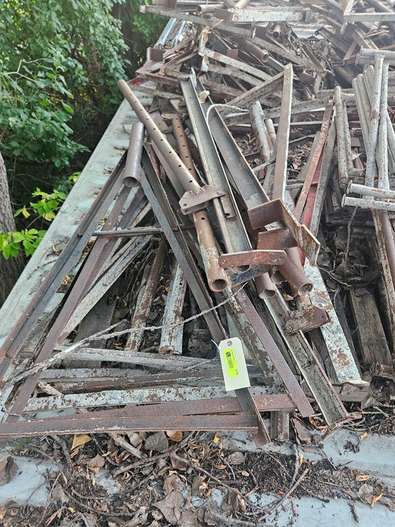 Pallet A-Frame Bracing Stands