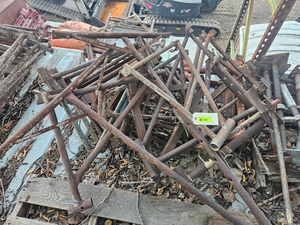 Pallet Scaffolding Brackets