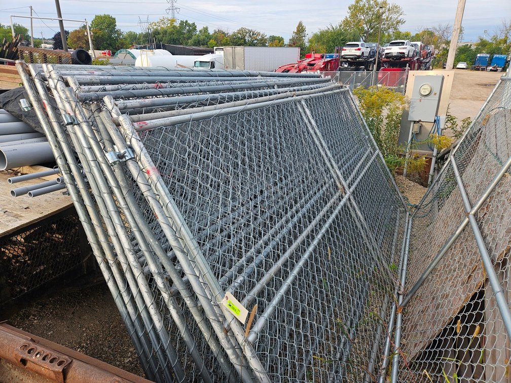 13 Sections Chain Link Fence 12'x6' with Stands for Temporary Fence