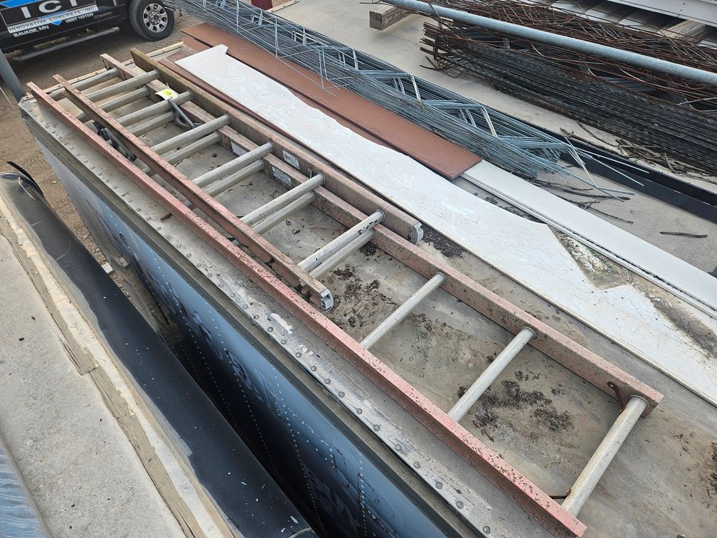 2 Fiberglass Straight Ladders, 77" and 116"