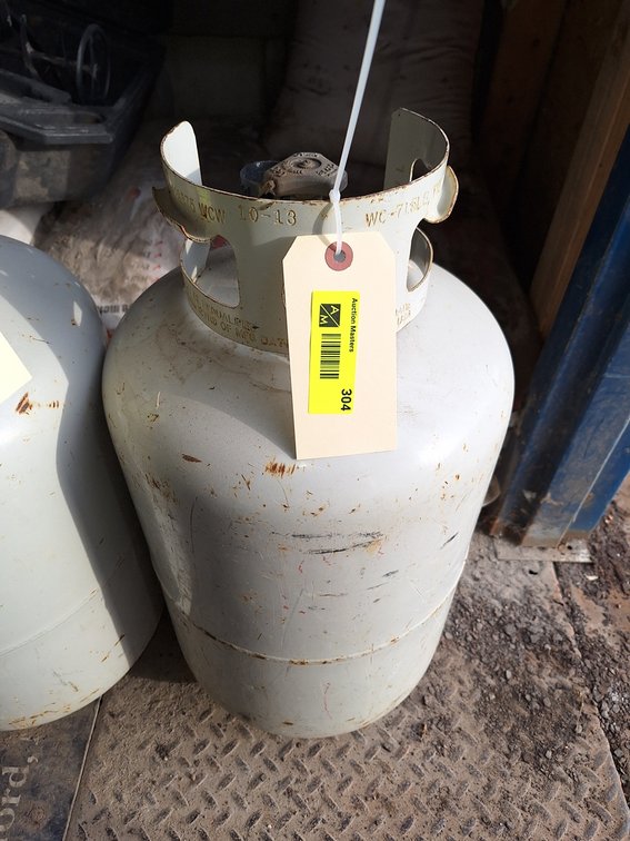30 Lb. Propane Tank