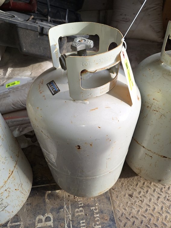 30 Lb. Propane Tank