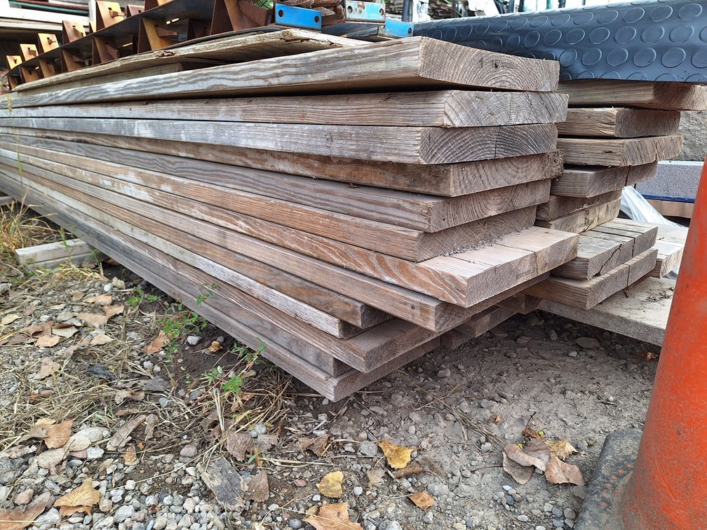 Assorted Lumber/Planks, Most 16' Long