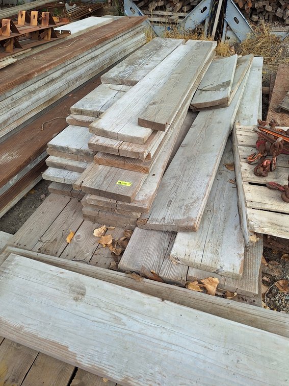 Assorted Lumber/Planks