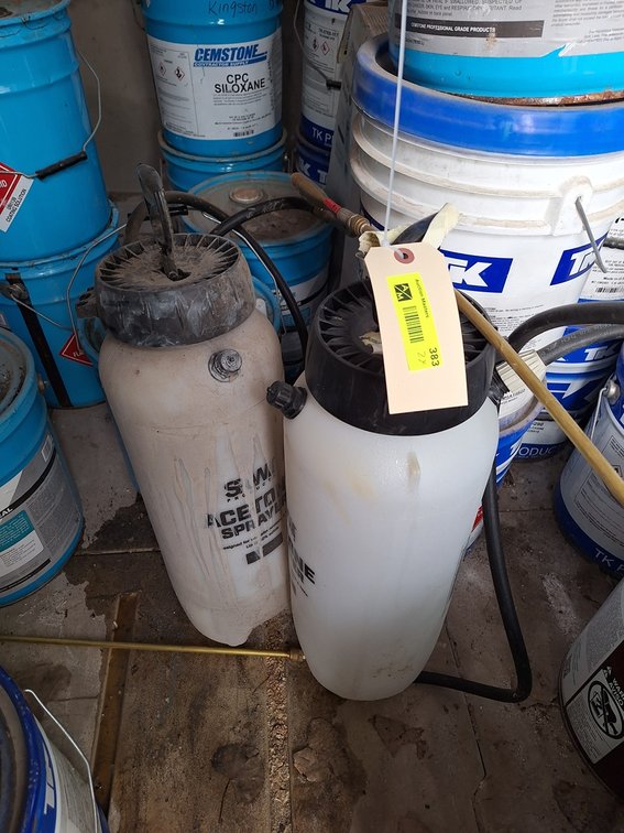 2 Poly Tank Pump Sprayers