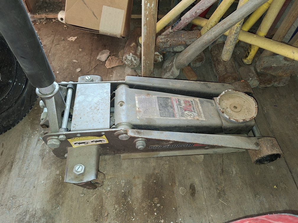 Hydraulic 3 Ton Floor Jack