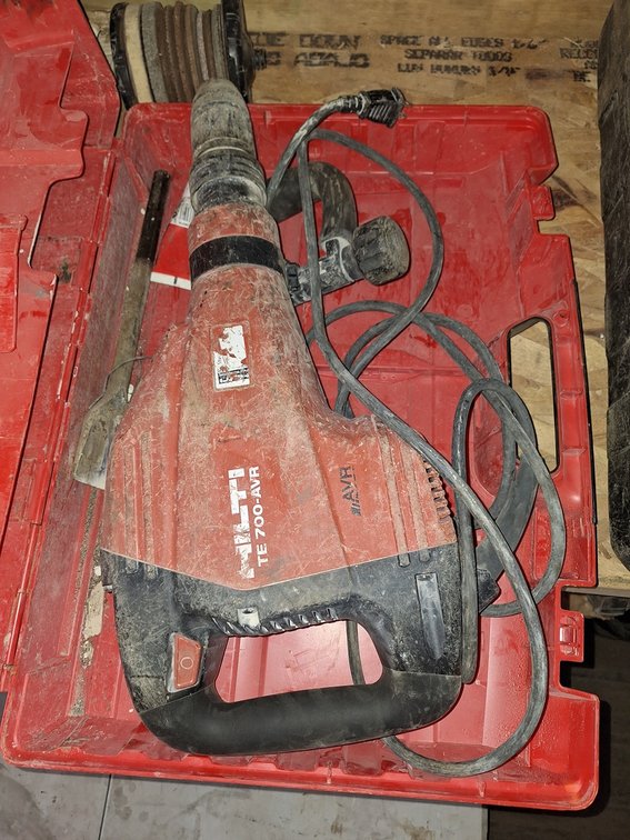 Hilti TE 700 AVR Rotary Hammer