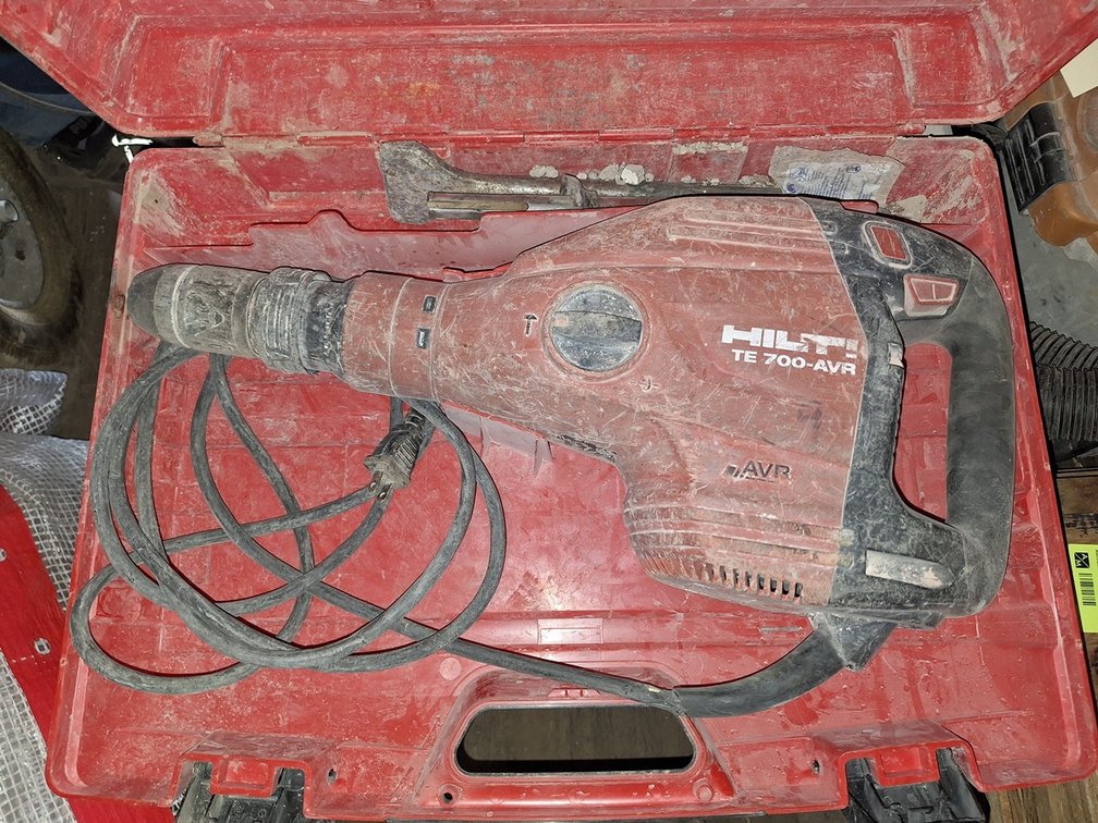 Hilti TE 700 AVR Rotary Hammer